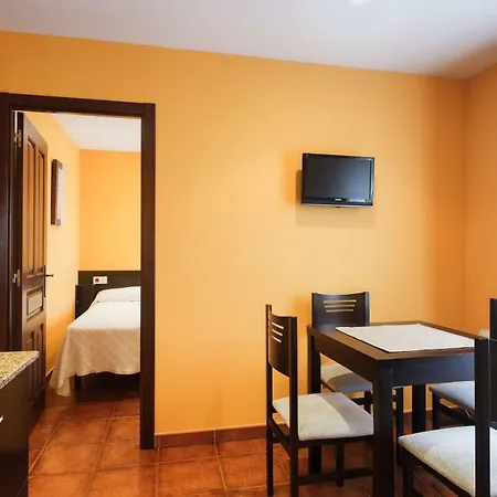 Apartamentos De Herminia Manzaneda  Exterior foto